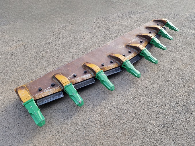 čelní břit na nakladač