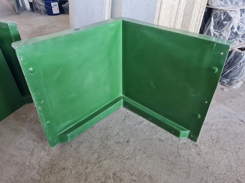 forma na betonové květináče